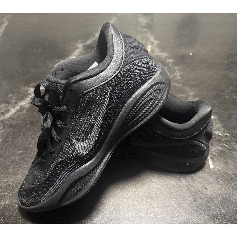 Nike G.T. Hustle Triple Black Athletic Basketball Shoes Mens Sz 7.5 New